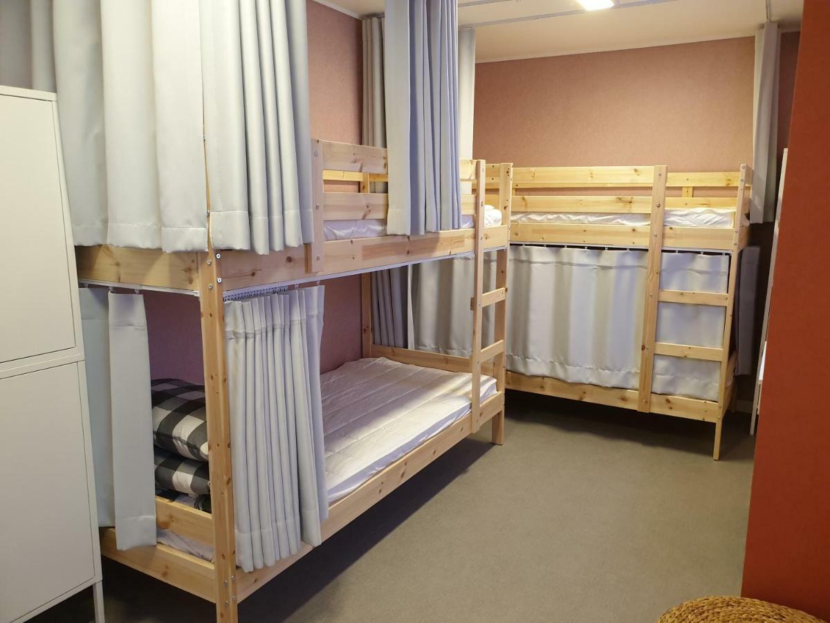 Sagye Travel Hotel Сеогвипо Екстериор снимка